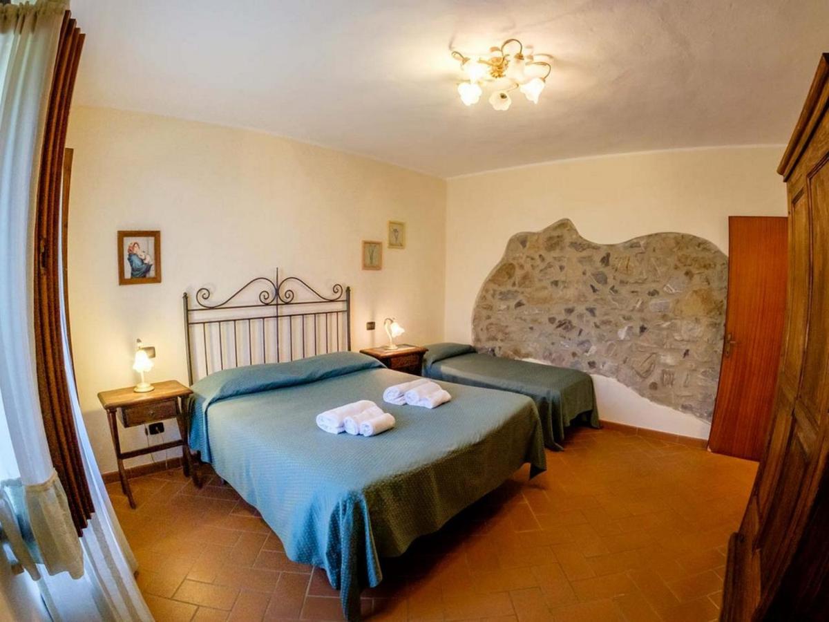 Agriturismo Poggio Corbello La Pesta Екстер'єр фото