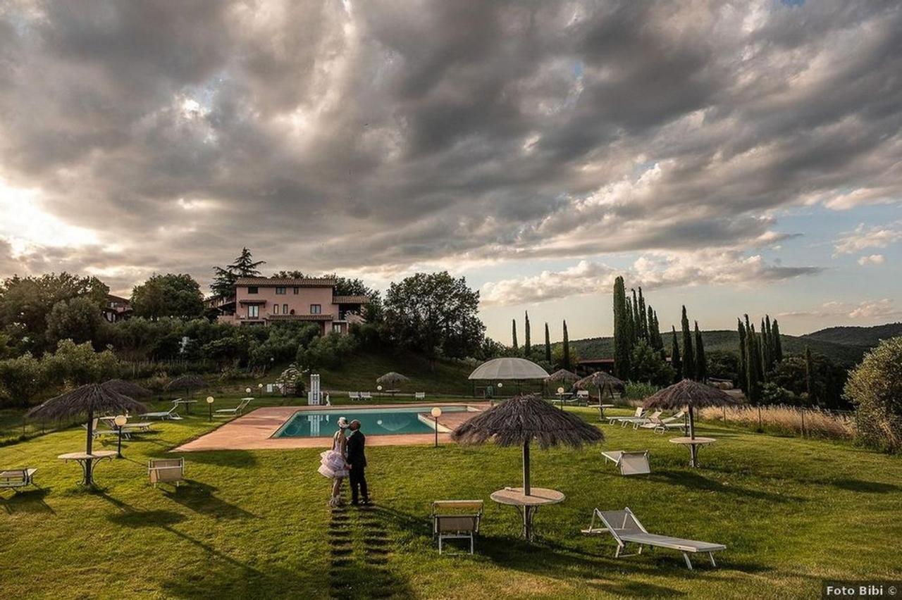 Agriturismo Poggio Corbello La Pesta Екстер'єр фото