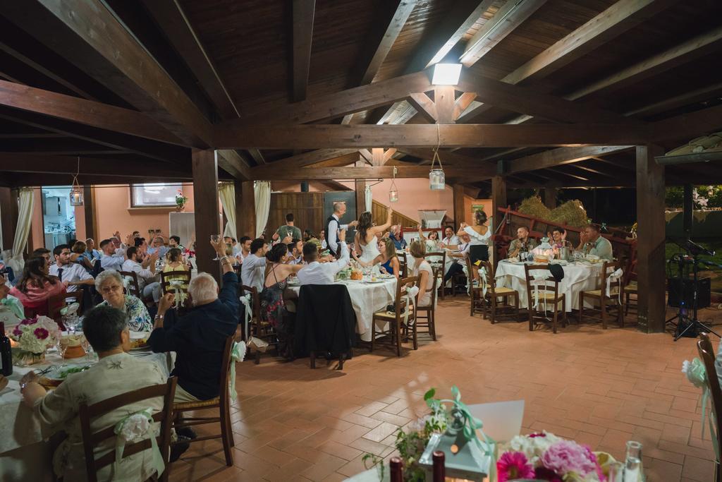 Agriturismo Poggio Corbello La Pesta Екстер'єр фото