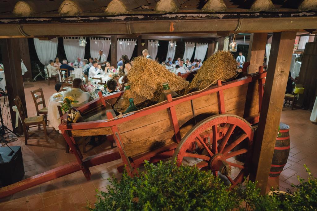 Agriturismo Poggio Corbello La Pesta Екстер'єр фото