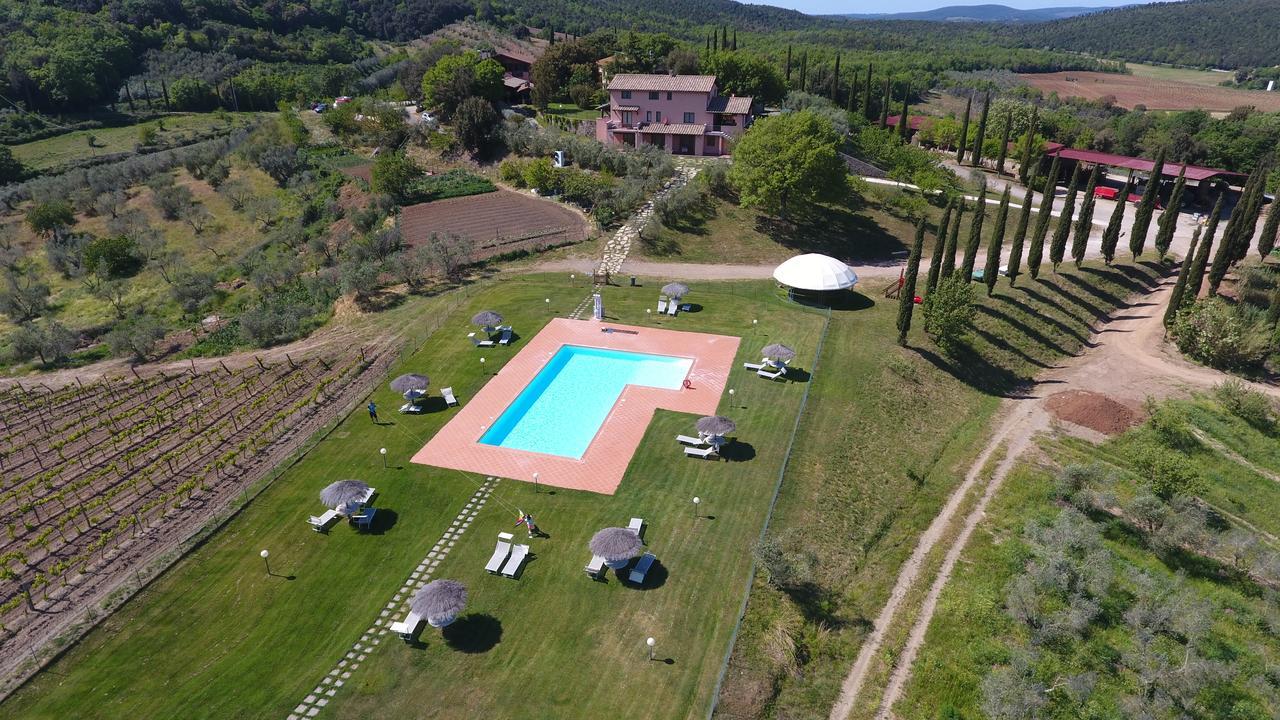 Agriturismo Poggio Corbello La Pesta Екстер'єр фото
