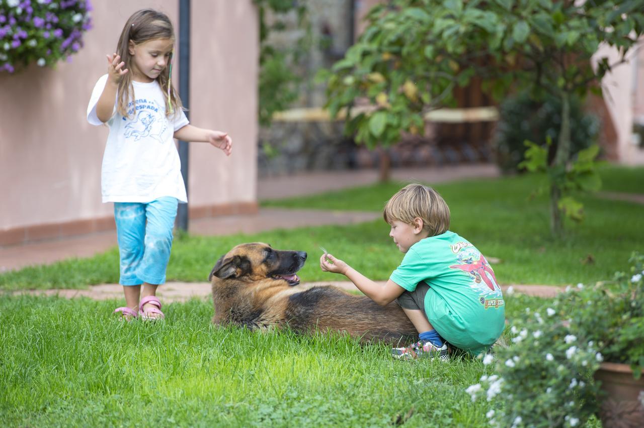 Agriturismo Poggio Corbello La Pesta Екстер'єр фото