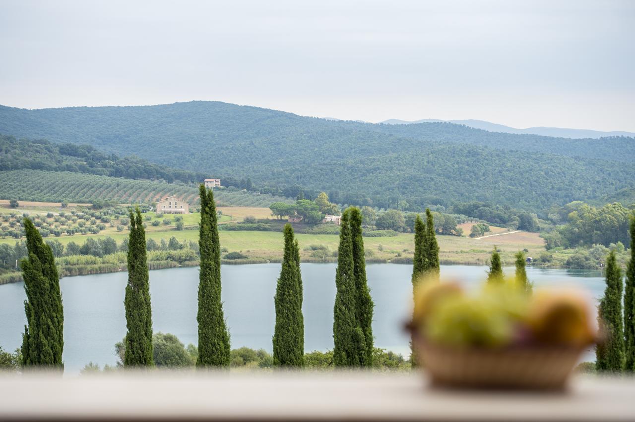 Agriturismo Poggio Corbello La Pesta Екстер'єр фото