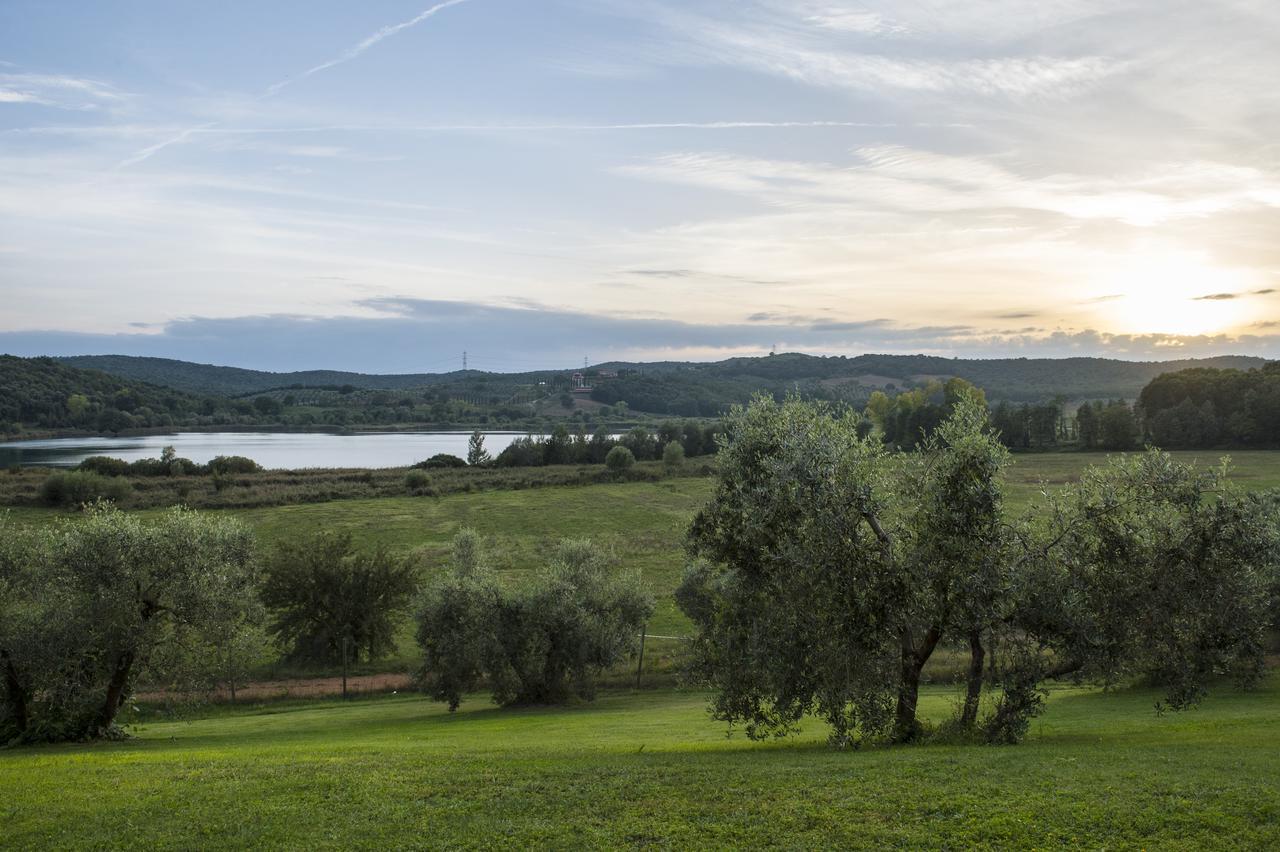 Agriturismo Poggio Corbello La Pesta Екстер'єр фото